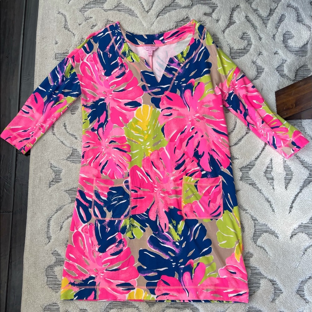 Lilly Pulitzer T-shirt dress size M